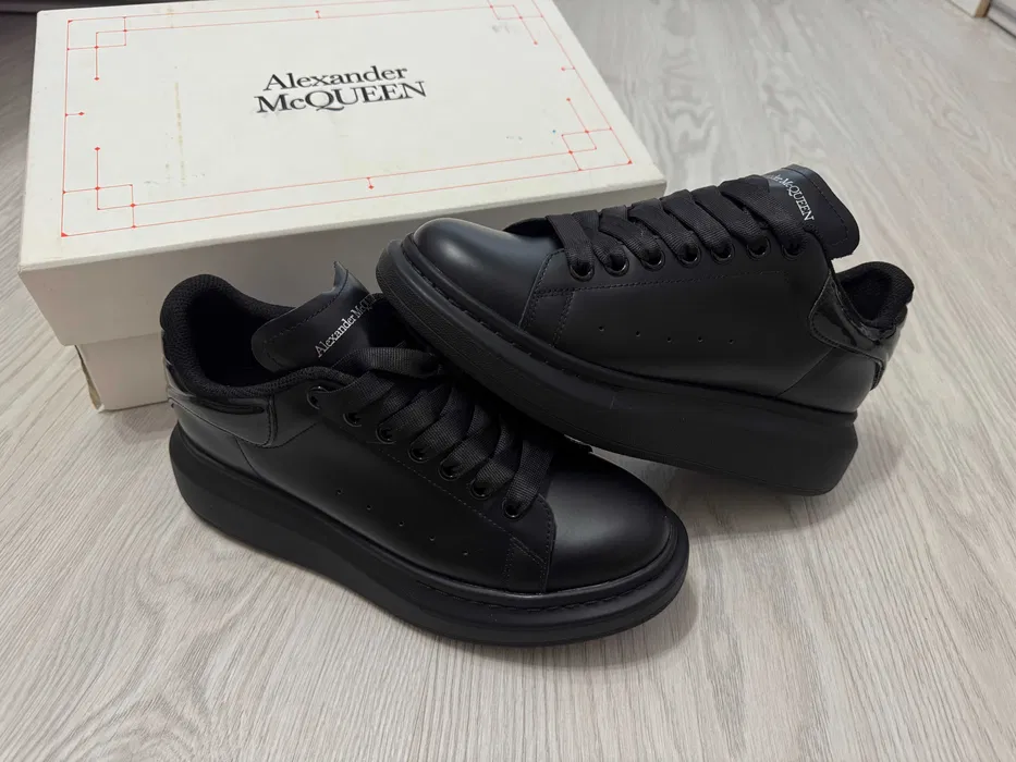 Alexander McQueen Negru [Full-Box]