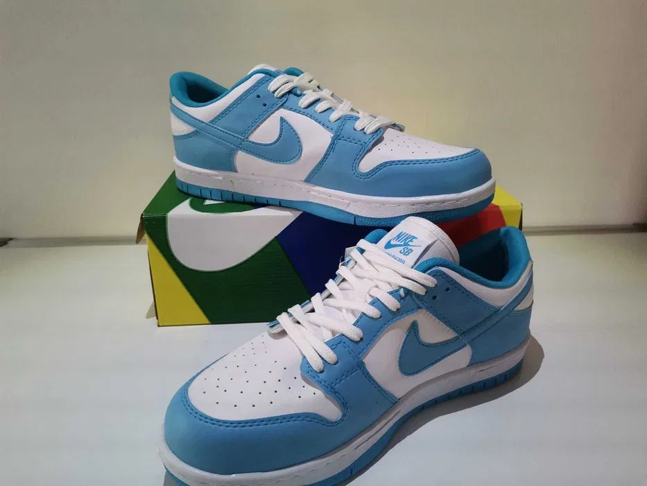 Nike Dunk-Low University Blue [Model Nou]